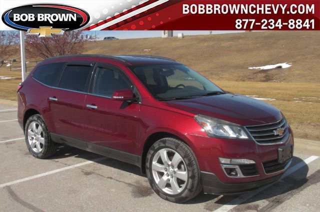 Used 2017 Chevrolet Traverse LT w/ Style and Technology Package image 1