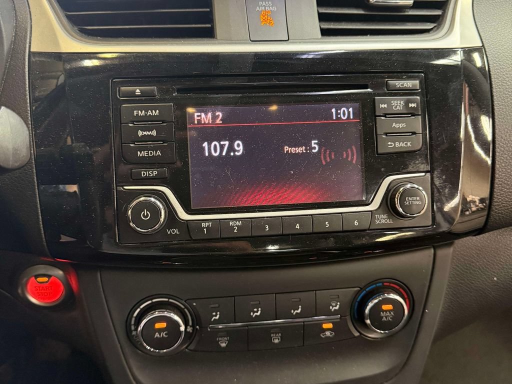 Used 2016 Nissan Sentra SV FWD image 34