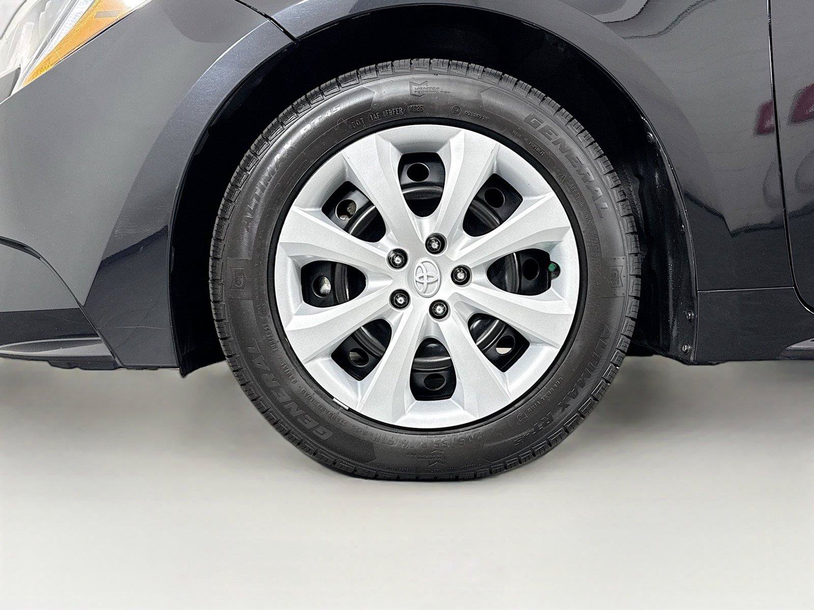 Certified 2024 Toyota Corolla LE FWD image 41