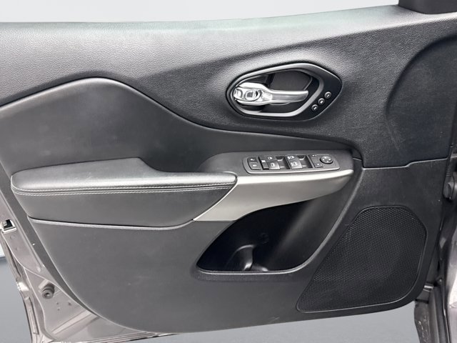 Used 2021 Jeep Cherokee High Altitude image 9