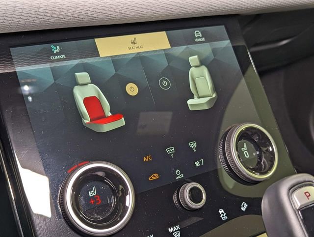 Used 2023 Land Rover Range Rover Evoque R-Dynamic S image 32