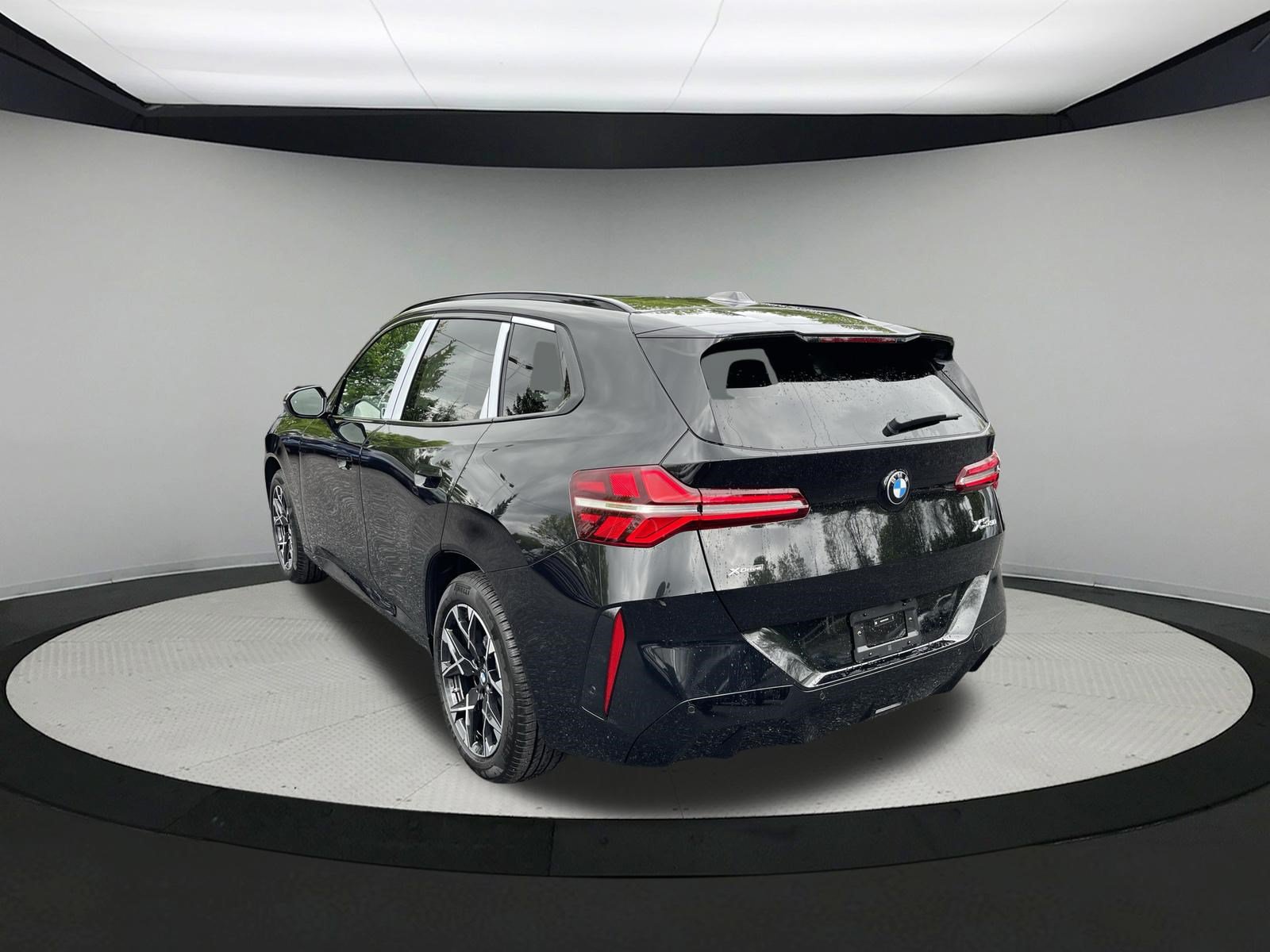 Used 2026 BMW X3 xDrive30i w/ Premium Package AWD/4WD image 6
