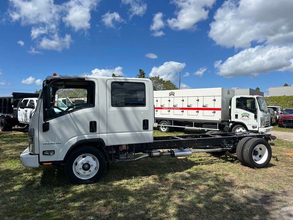 New 2024 Chevrolet Low Cab Forward 5500HG image 2