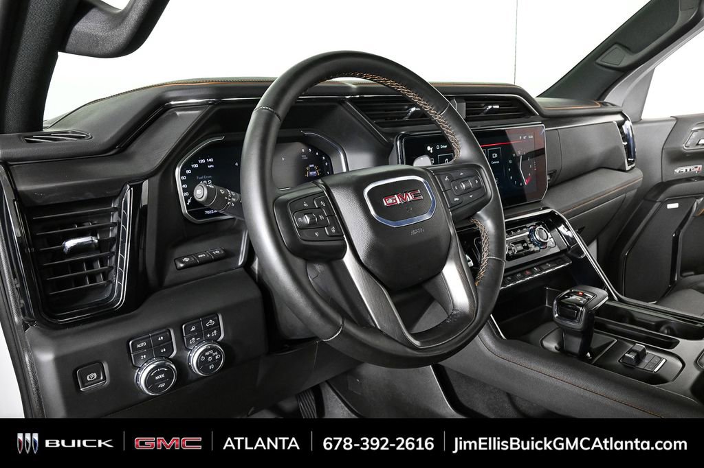 Used 2024 GMC Sierra 1500 AT4 w/ Technology Package image 4