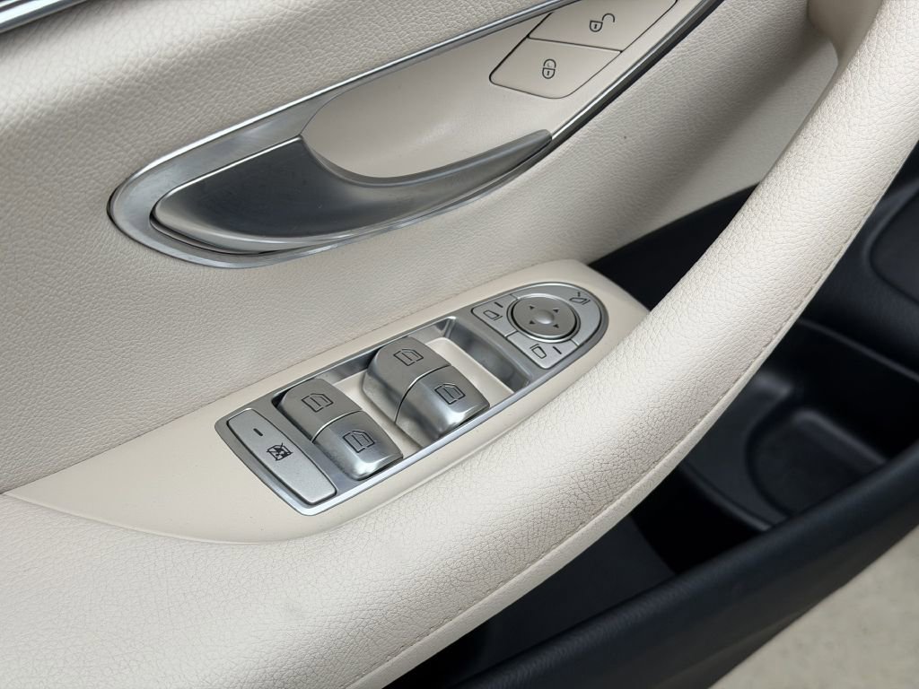 Used 2020 Mercedes-Benz E 350 4MATIC Sedan image 25