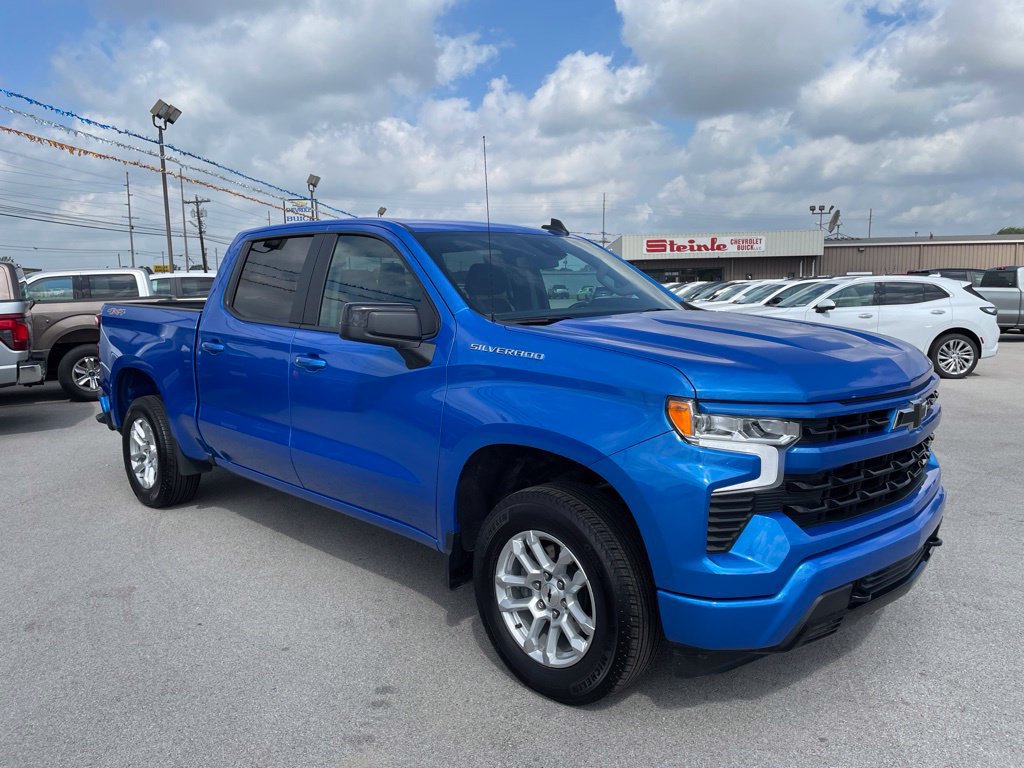 Used 2026 Chevrolet Silverado 1500 RST AWD/4WD image 2