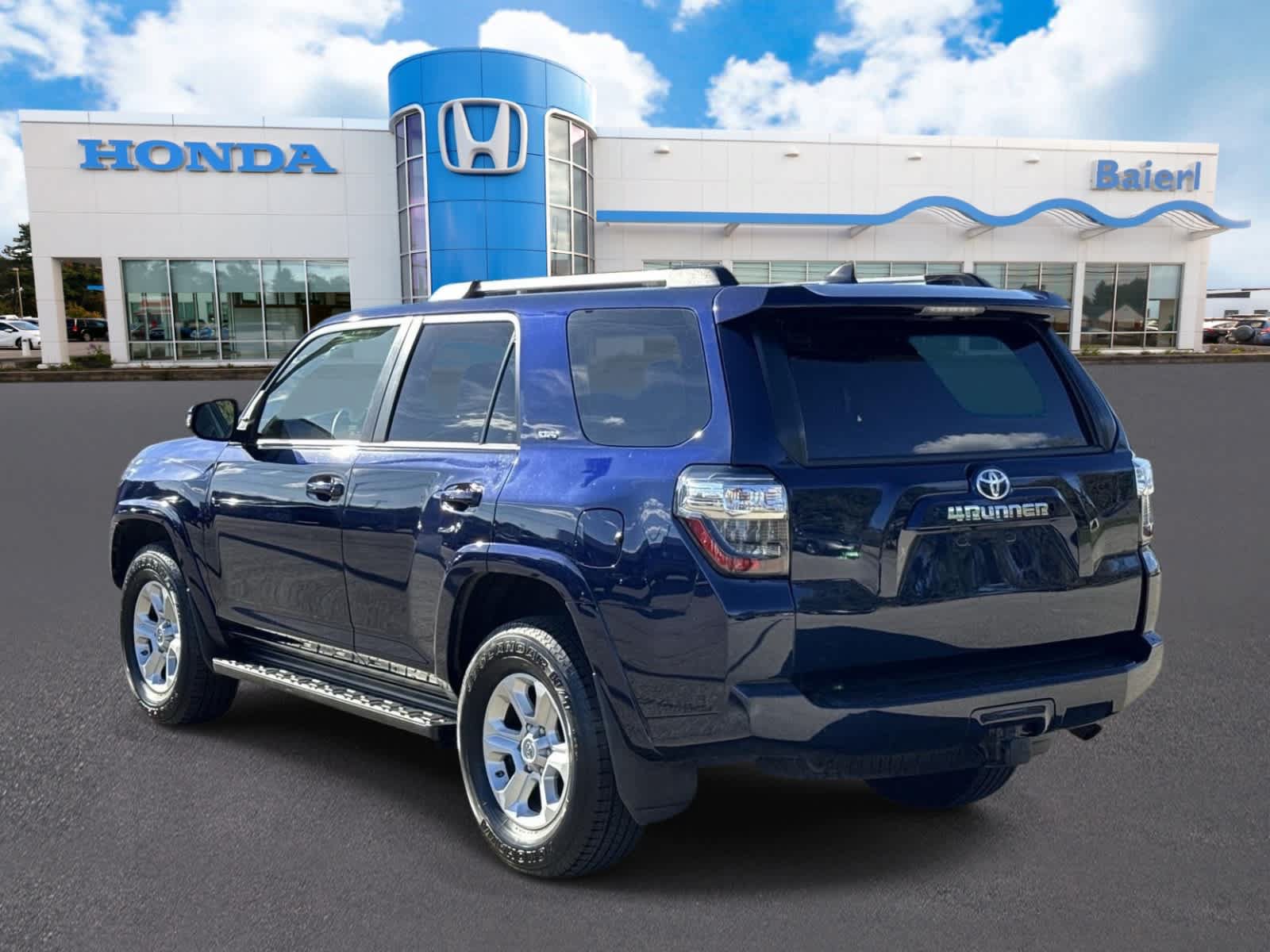 Used 2019 Toyota 4Runner SR5 Premium AWD/4WD image 3