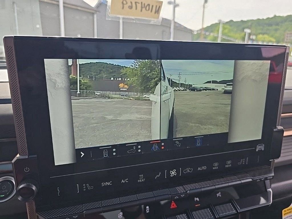 New 2025 GMC Hummer EV 3X image 48