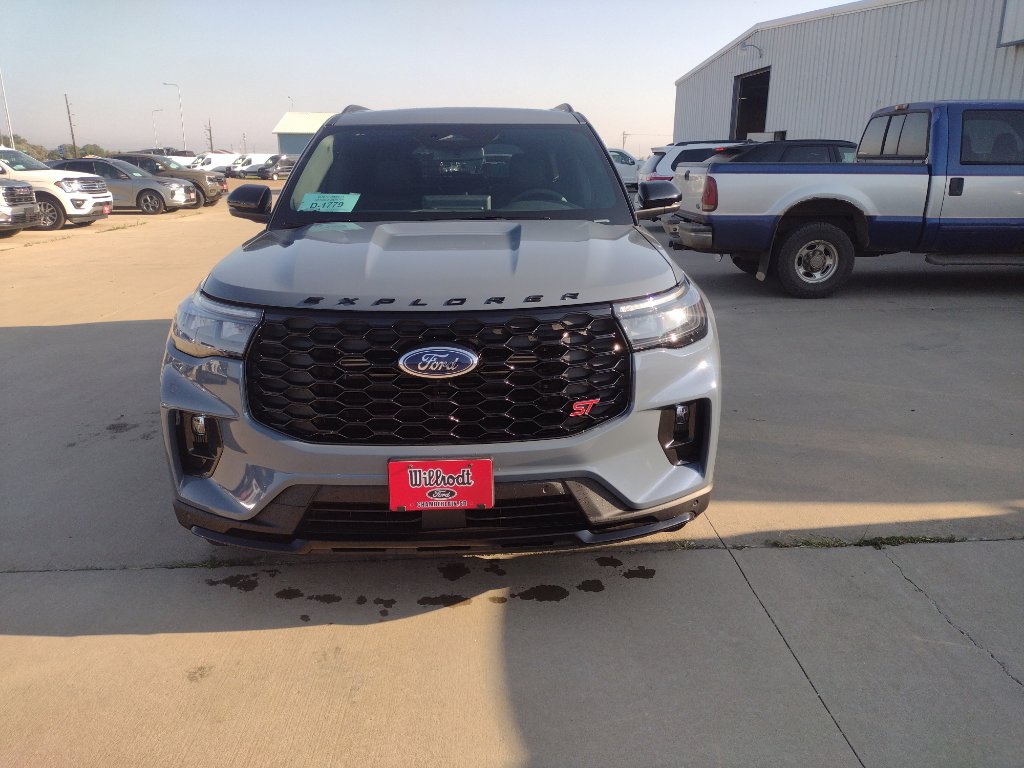 New 2025 Ford Explorer ST w/ Sun And Sound Package image 3