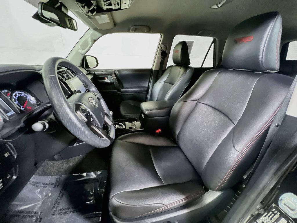 Certified 2022 Toyota 4Runner TRD Off-Road Premium AWD/4WD image 18