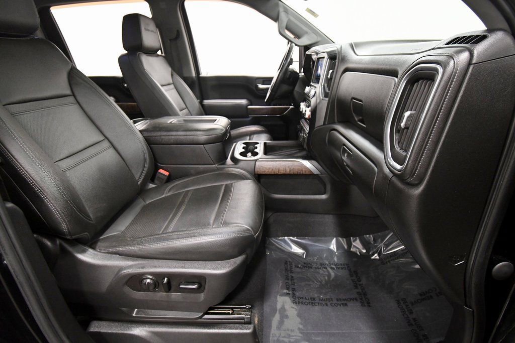 Used 2020 GMC Sierra 3500 Denali w/ Denali Ultimate Package image 17