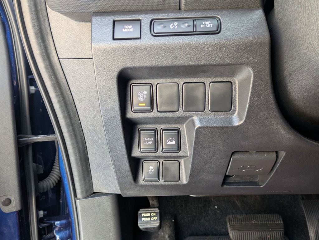 Used 2022 Nissan Frontier SV w/ Technology Package AWD/4WD image 20
