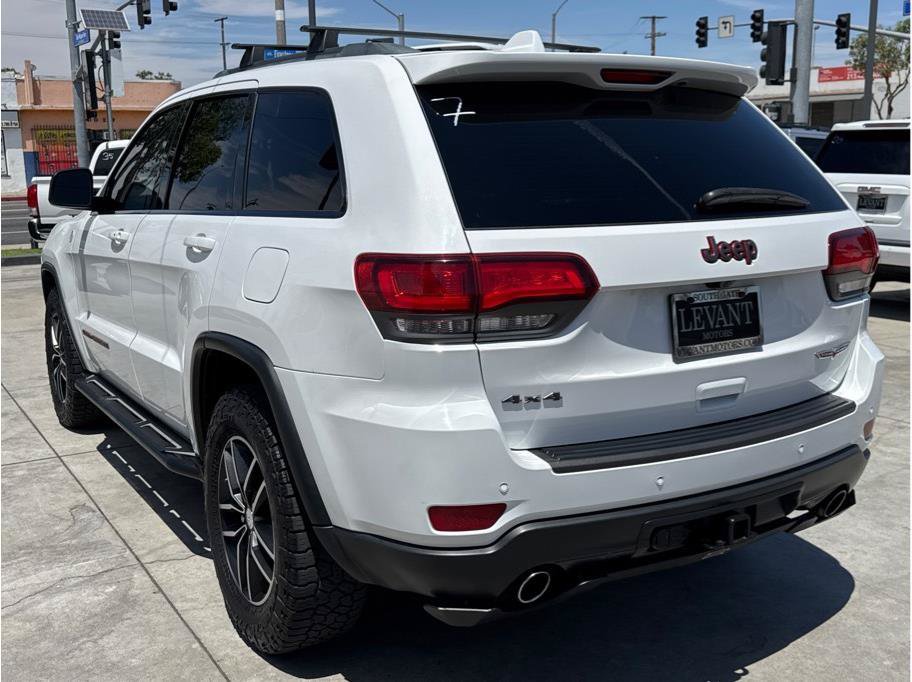 Used 2018 Jeep Grand Cherokee Trailhawk w/ Trailhawk Luxury Group AWD/4WD image 5