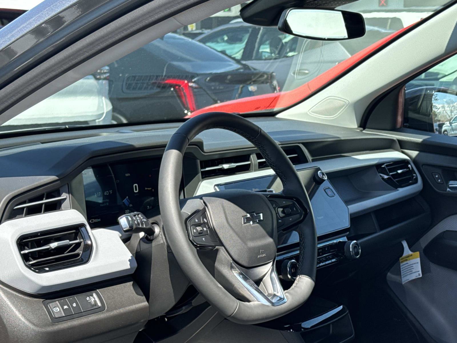 New 2027 Chevrolet Bolt LT w/ Comfort Package image 24