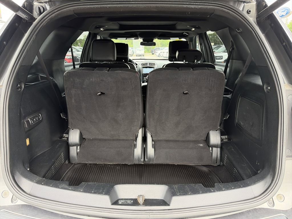 Used 2019 Ford Explorer Sport w/ Equipment Group 401A AWD/4WD image 33
