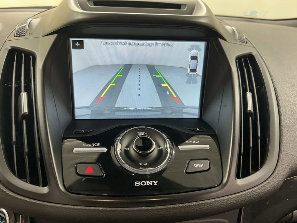 Used 2018 Ford Escape Titanium w/ Ford Safe & Smart Package AWD/4WD image 15