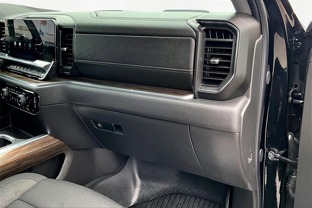 Used 2025 Chevrolet Silverado 1500 LT Trail Boss w/ Protection Package image 17