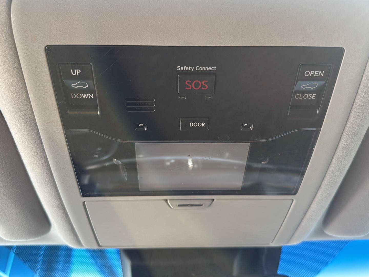 Used 2016 Lexus LX 570 4WD w/ Luxury Package image 16