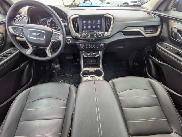 Used 2023 GMC Terrain Denali w/ Denali Premium Package AWD/4WD image 13