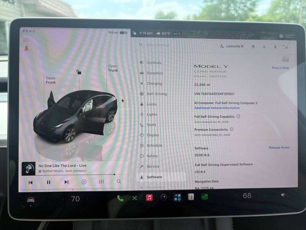 Used 2022 Tesla Model Y Long Range AWD/4WD image 26