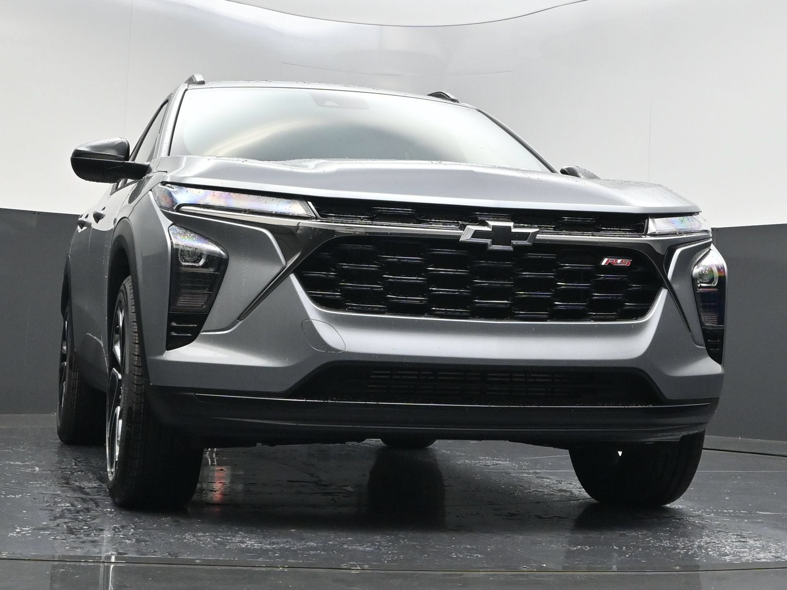 New 2026 Chevrolet Trax RS w/ Sunroof Package FWD image 40