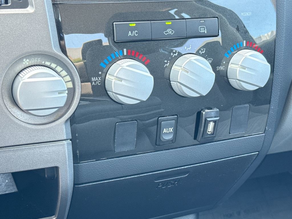 Used 2013 Toyota Tundra 2WD Double Cab image 22