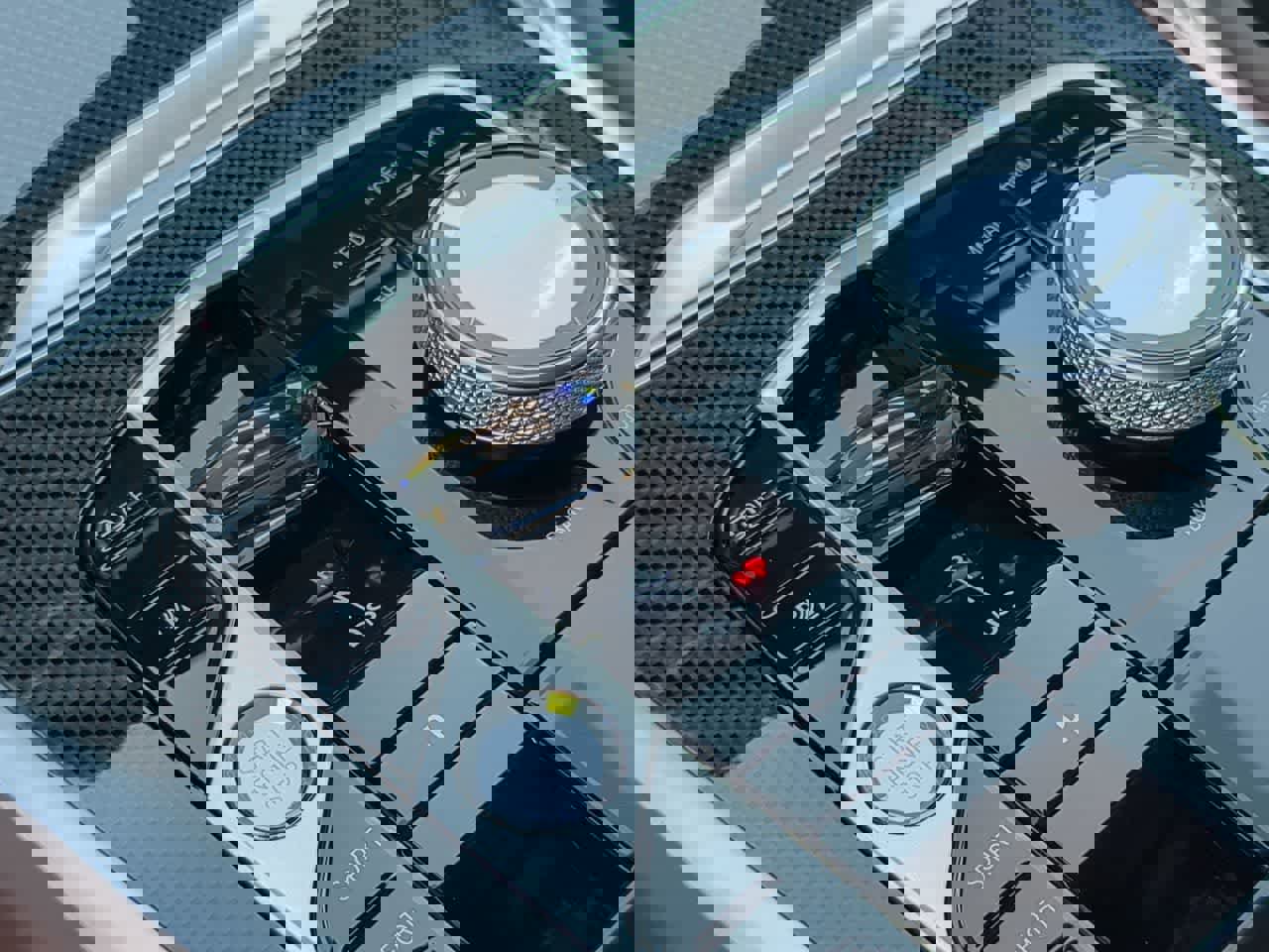 Used 2026 BMW X6 M60i w/ Executive Package image 34