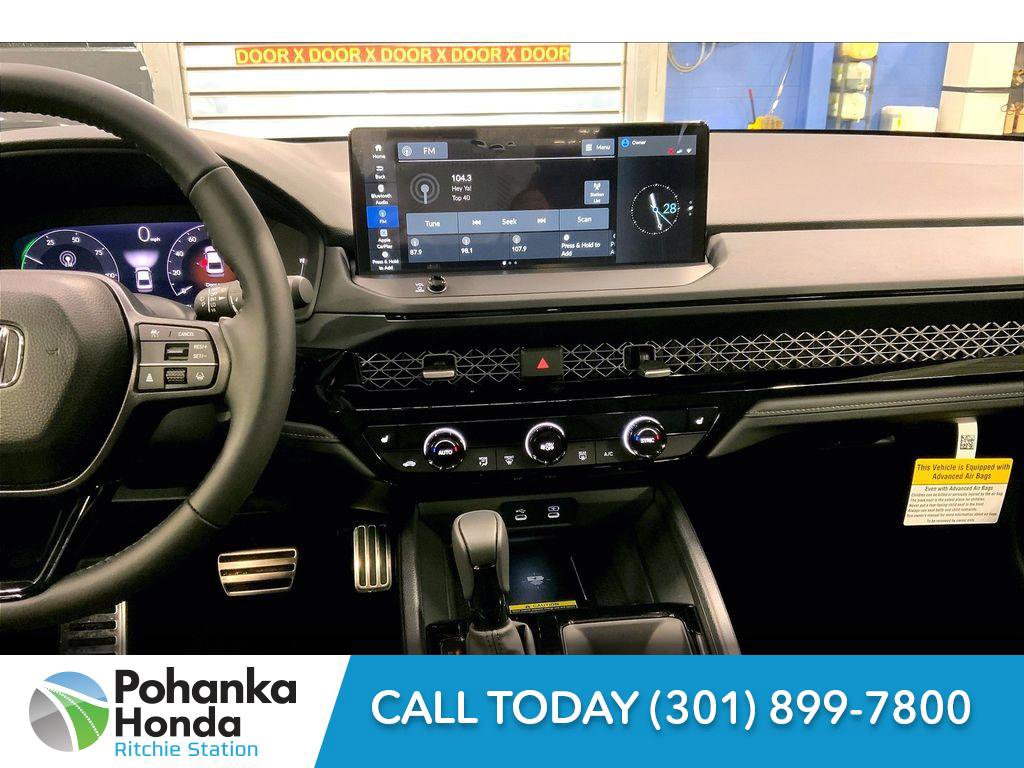 Used 2025 Honda Accord Sport image 8