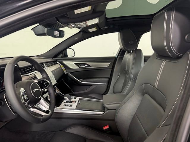 New 2024 Jaguar XF R-Dynamic SE image 24