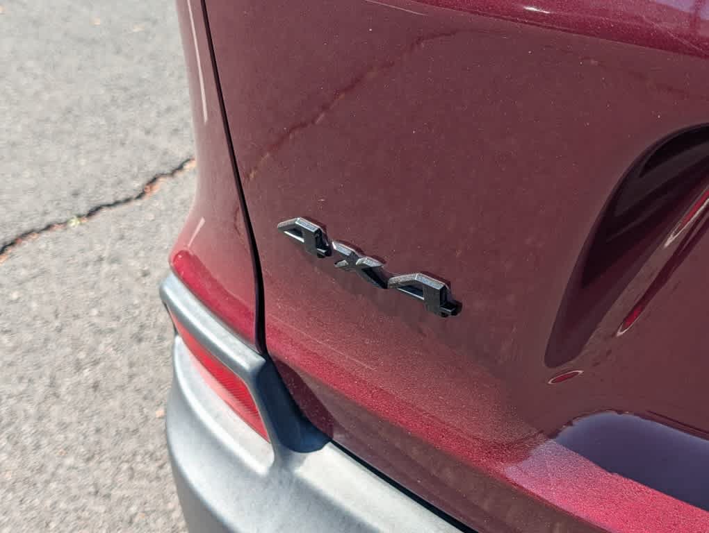 Used 2019 Jeep Cherokee Latitude Plus AWD/4WD image 8