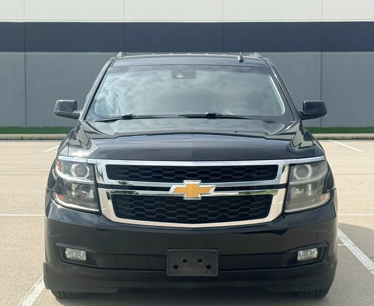 Used 2015 Chevrolet Suburban LT AWD/4WD image 7