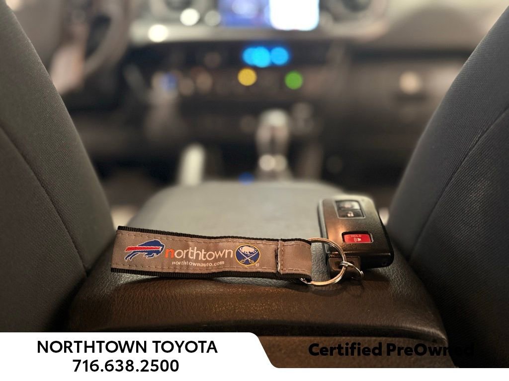 Used 2023 Toyota Tacoma TRD Sport image 34