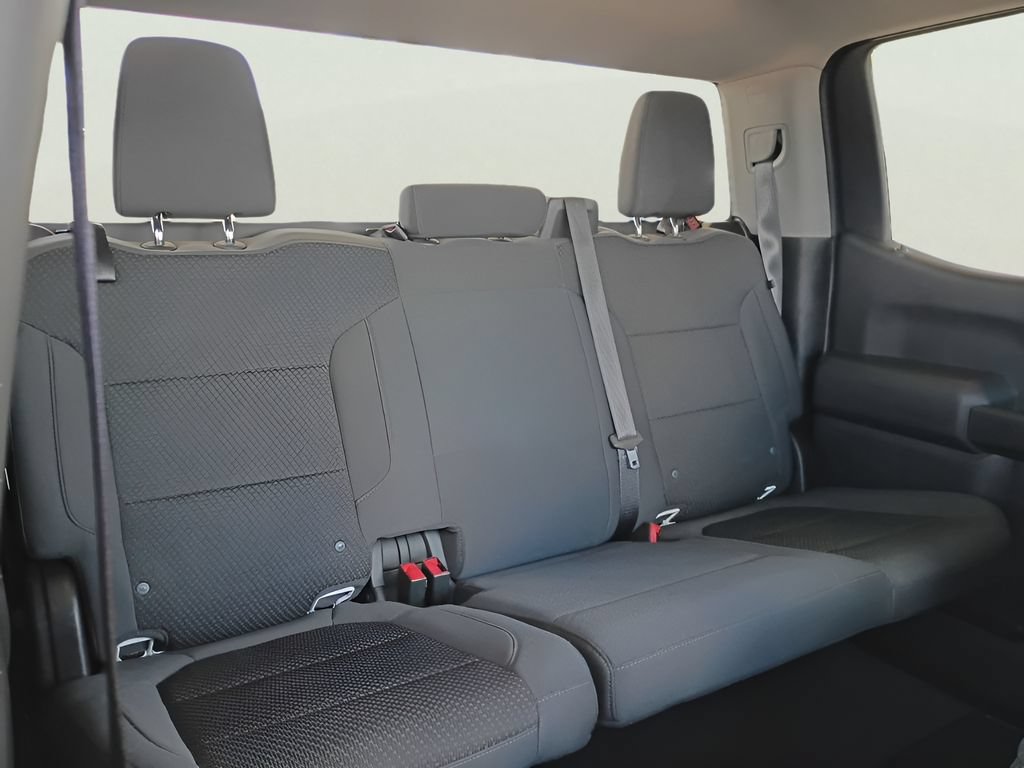 Used 2019 Chevrolet Silverado 1500 Custom w/ Custom Convenience Package RWD image 32