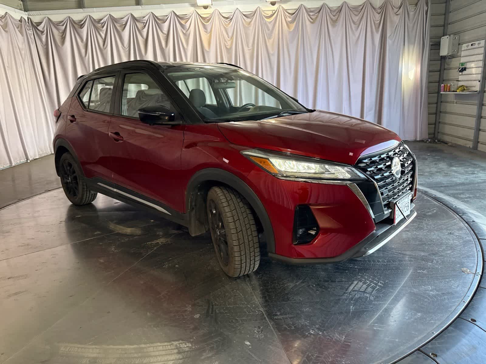 Used 2022 Nissan Kicks SR FWD image 6