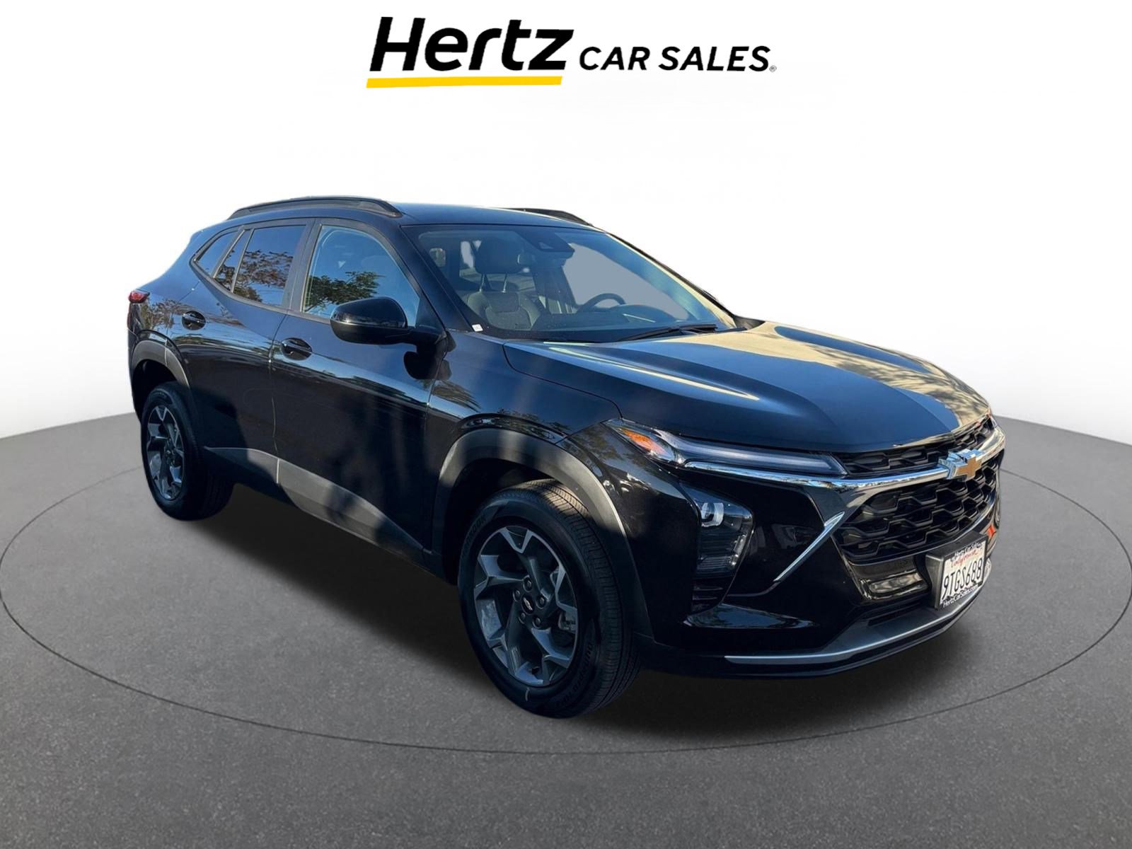 Used 2025 Chevrolet Trax LT w/ LT Convenience Package image 1