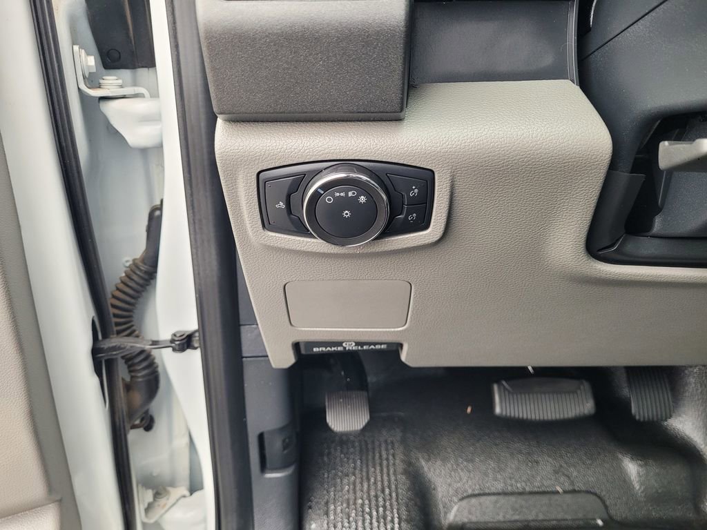 Used 2022 Ford F250 XL w/ Power Equipment Group AWD/4WD image 25