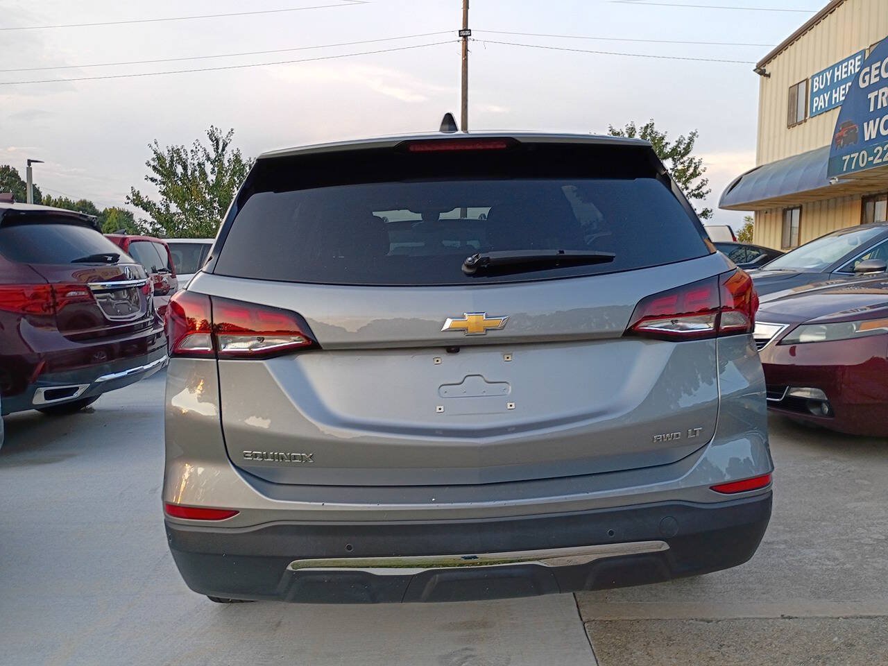 Used 2024 Chevrolet Equinox LT w/ Driver Convenience Package AWD/4WD image 5