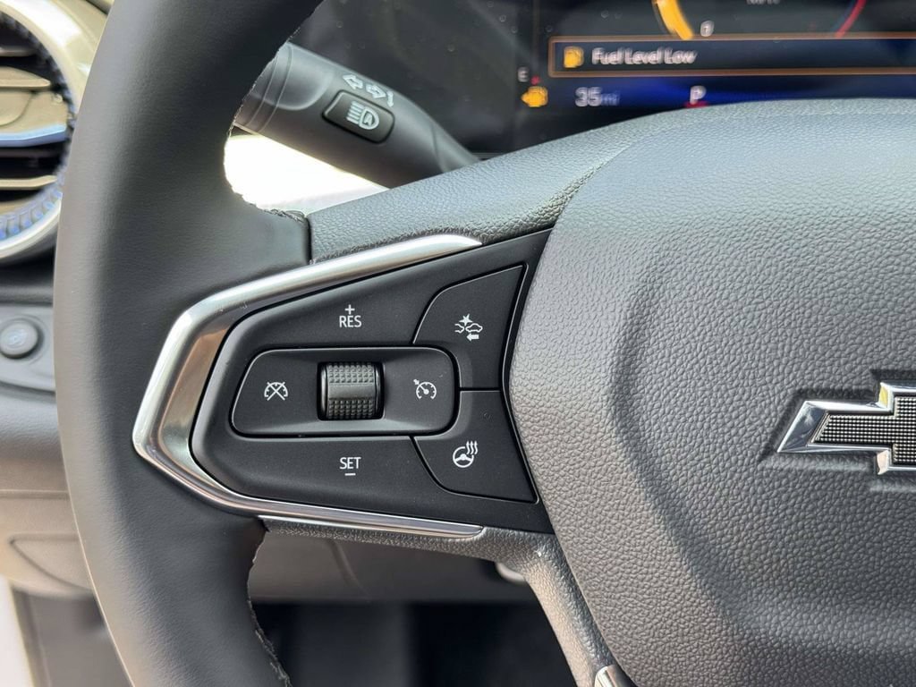 New 2026 Chevrolet Trax LT w/ Driver Confidence Package FWD image 12