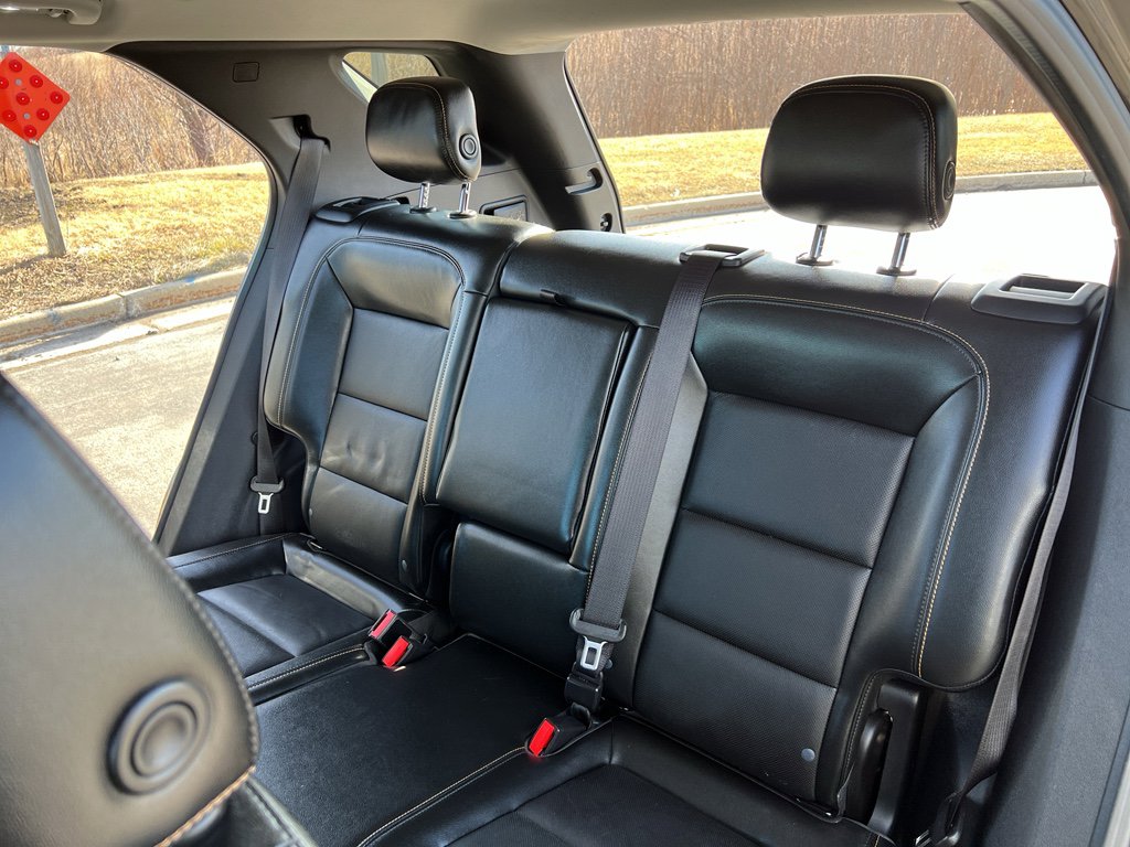 Used 2020 Chevrolet Equinox LT w/ Midnight Edition image 34