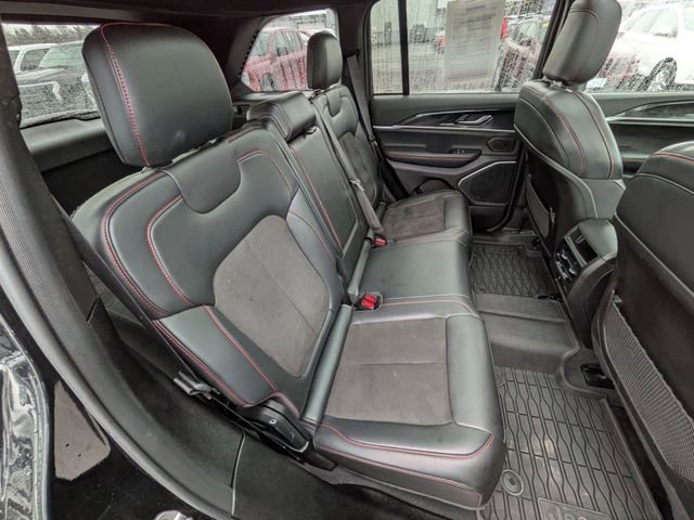 Used 2022 Jeep Grand Cherokee Trailhawk AWD/4WD image 20