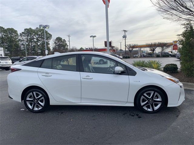 Used 2017 Toyota Prius Four Touring image 9