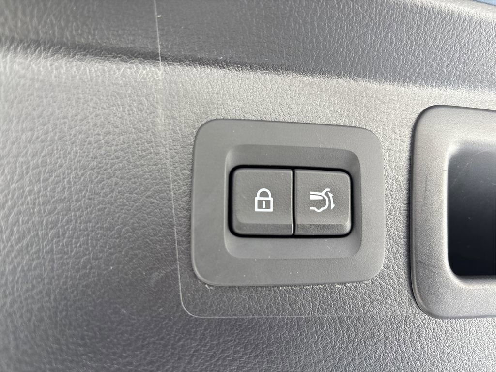 Used 2025 MAZDA CX-50 AWD 2.5 S w/ Preferred Package image 14