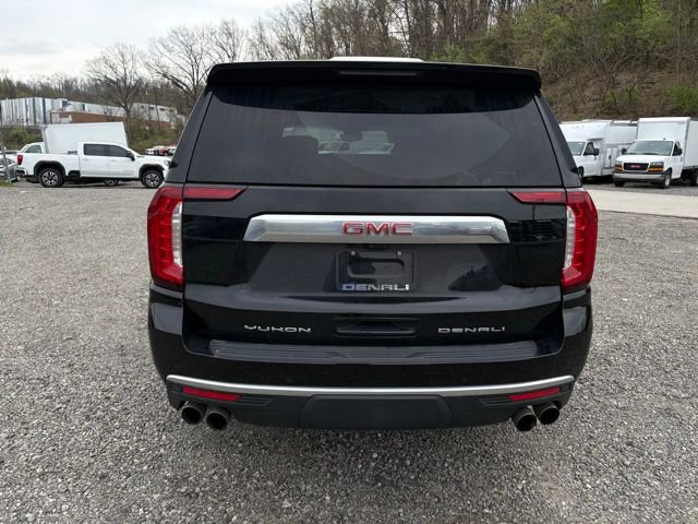 Used 2023 GMC Yukon Denali w/ Advanced Technology Package image 4