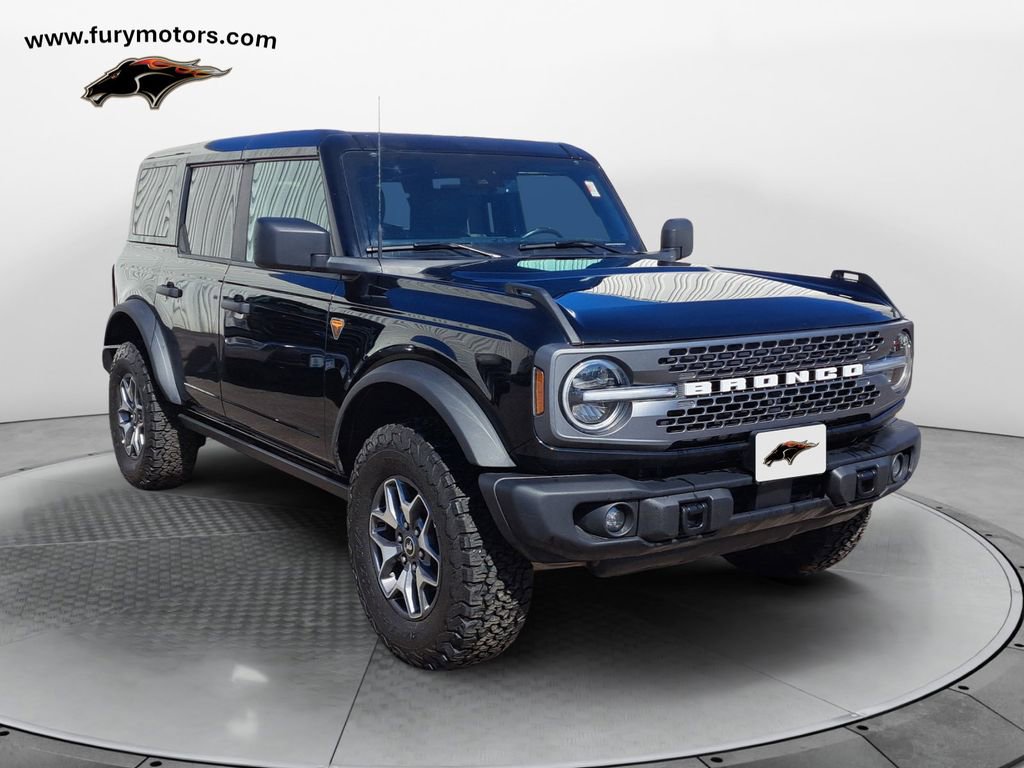 Used 2025 Ford Bronco Badlands image 1