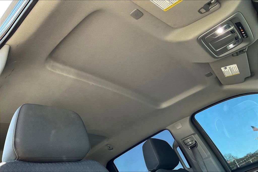 Used 2022 Chevrolet Silverado 1500 LT image 17