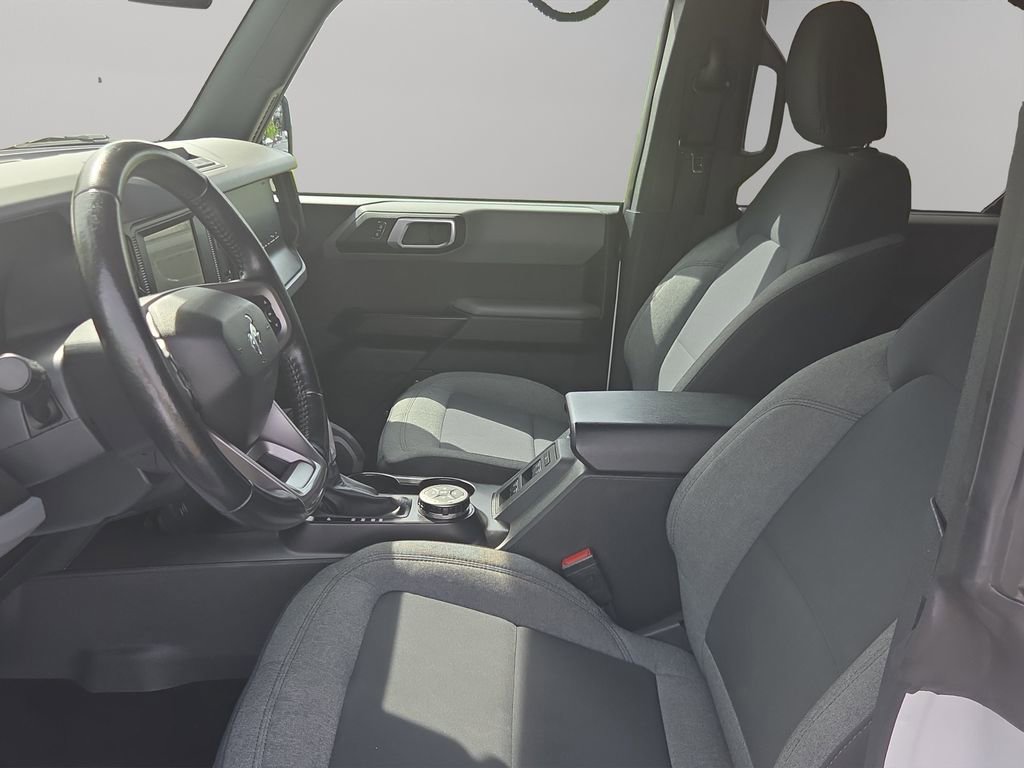 Used 2022 Ford Bronco Big Bend w/ Sasquatch Package AWD/4WD image 9