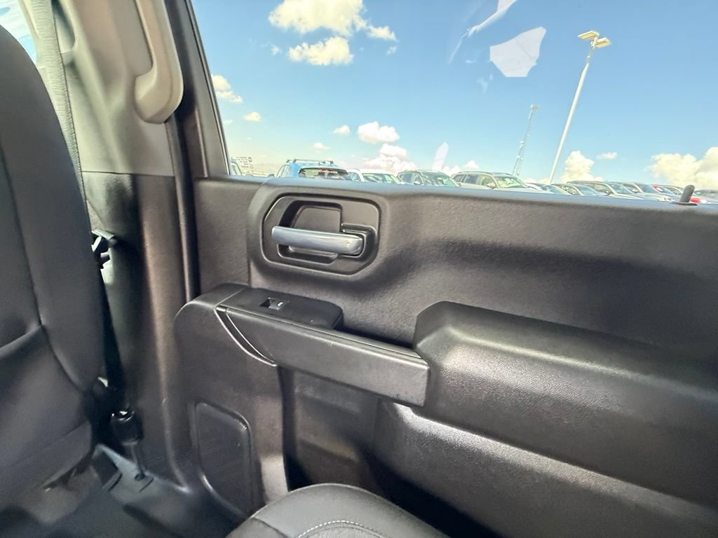 Used 2024 Chevrolet Silverado 2500 Custom w/ Custom Value Package AWD/4WD image 19