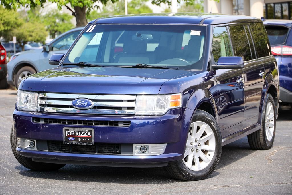 Used 2011 Ford Flex SEL w/ Rapid Spec Order Code FWD image 13