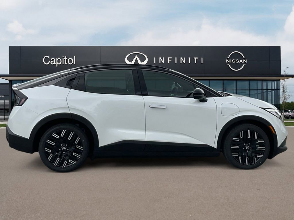 New 2026 Nissan Leaf Platinum+ w/ Cargo Package (Platinum+) image 4