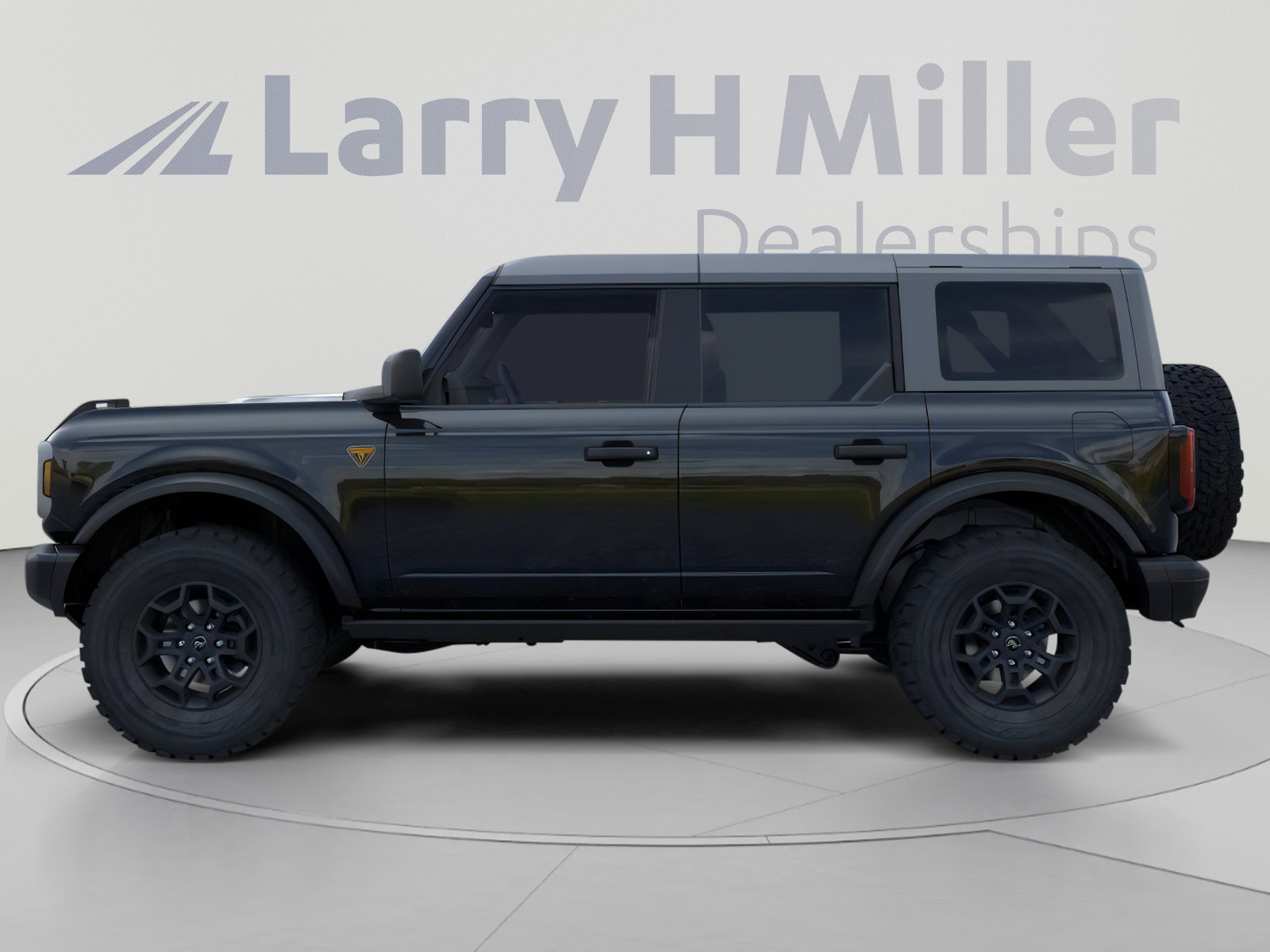 New 2026 Ford Bronco Badlands AWD/4WD image 3